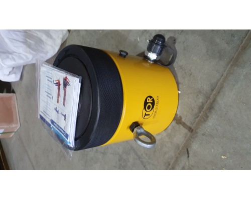 Домкрат гидравлический TOR HHYG-10050LS (ДГ100П50Г) 100 т с фиксирующей гайкой 1004737