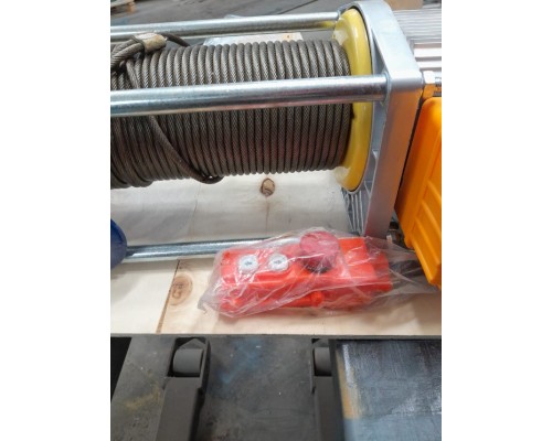 Лебедка электрическая TOR KCD(А) 1250 кг 100 м 220В (алюминиевый корпус) 1040698