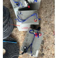 Набор аккумуляторов (GEL) 6/220 В/Ач (330х160х220 х 4шт)  для COMFORT 100 1047684