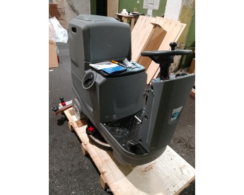 Машина поломоечная TOR COMFORT 70 с АКБ GEL 24/100 В/Ач 1025527