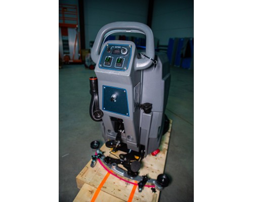 Машина поломоечная TOR COMPACT 60T самоходная АКБ GEL 24/100 В/Ач 1025526