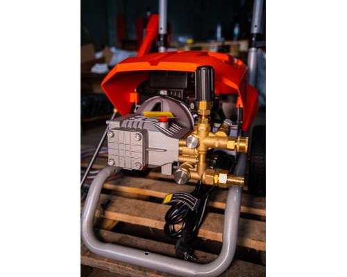 Мойка высокого давления с пистолетом 175 бар 3 кВт 220В  TOR EW 175-15 1025988
