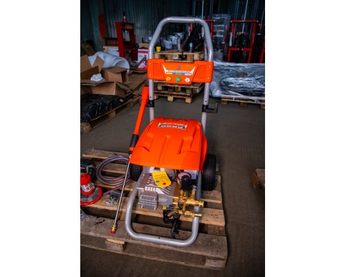 Мойка высокого давления с пистолетом 175 бар 3 кВт 220В  TOR EW 175-15 1025988