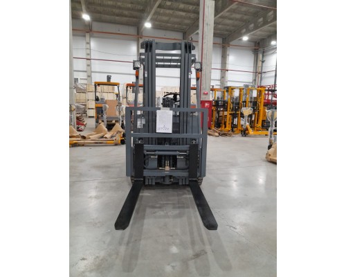 Погрузчик электрический четырехопорный TOR 2,0 т 4,5 м FB20R сайдшифт, своб. ход мачты 1045725