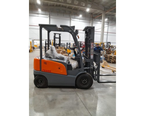 Погрузчик электрический четырехопорный TOR 2,0 т 4,5 м FB20R сайдшифт, своб. ход мачты 1045725