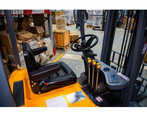 Погрузчик электрический трехопорный XILIN 1,5 т 3,5 м CPD15S-E сайдшифт 1037463