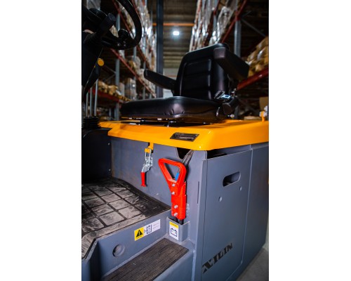 Погрузчик электрический трехопорный XILIN 1,5 т 3,5 м CPD15S-E сайдшифт 1037463