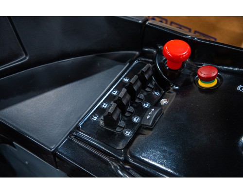 Ричтрак электрический с кабиной TOR 1,5 т 8,0 м CQD15 1045727