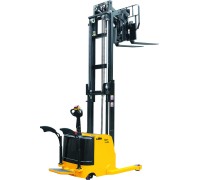 Штабелер самоходный 1,5 т 5,5 м TOR CQDH15A-II с выдвижными вилами (с платформой) 1008891