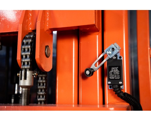 Сборщик заказов с электроподъемом 200 кг 4,5 м TOR GOPY4.503 1006242