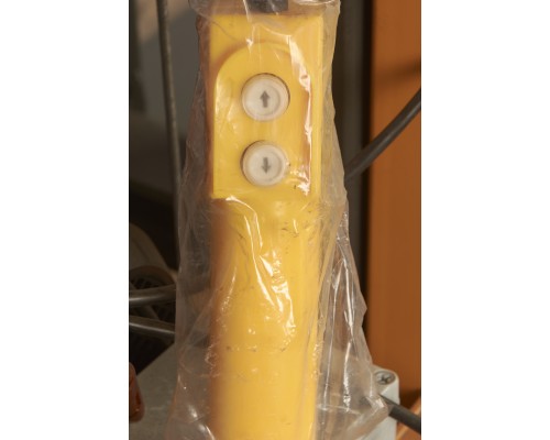 Штабелер с электроподъемом 1,5 т 1,6 м TOR TSW с лебедкой и пультом 1022100