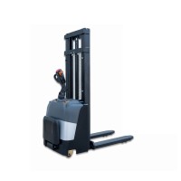 Штабелер самоходный 1,5 т 3,5 м TOR QDA15-EM 24/125 В/Ач с раздвижными вилами (с платформой) 1050936