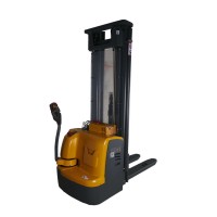 Штабелер самоходный 1,5 т 5,6 м XILIN CDDR15-III 24/200 В/Ач (сопровождаемый) 1010950