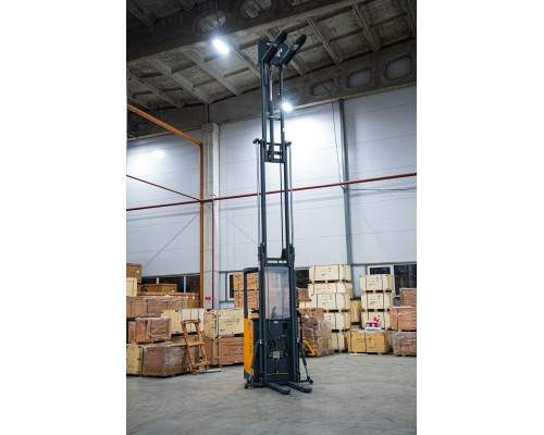 Штабелер самоходный 1,5 т 6,5 м TOR CDD15C Li-ion с кабиной 24/300 В/Ач 1045407