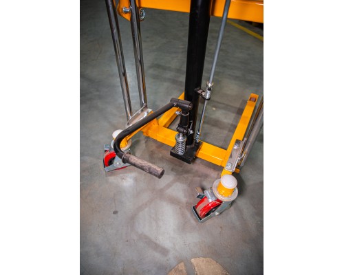 Штабелер гидравлический 0,4 т 1,5 м TOR PF4150R для рулонов 1017332
