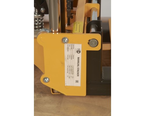 Штабелер гидравлический 0,4 т 1,5 м TOR PJ4150 облегченный 1004905