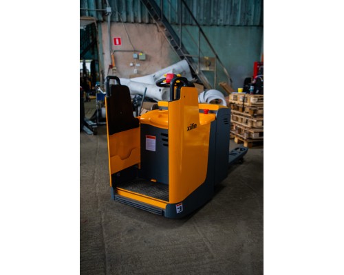 Тележка электрическая 2000 кг 1150 мм XILIN CBD20L с закрытой платформой 24/280 В/Ач* 1013545