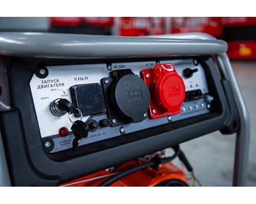 Генератор бензиновый TOR KM6500HE 5кВт 220В/380В с электростартером 1045856