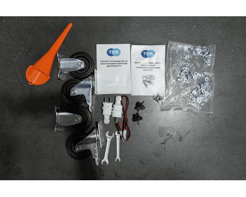 Генератор дизельный 5,0 кВт 220В с электростартером и колесами TOR KM5000D 1049613