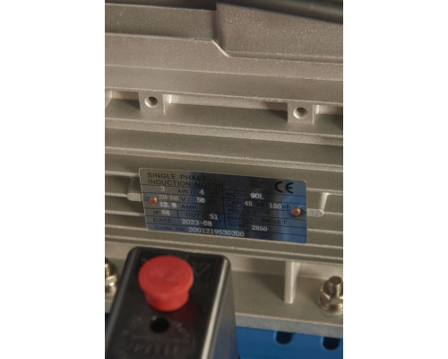 Компрессор ременной масляный TOR OBL 100-10-3 220V 1019663