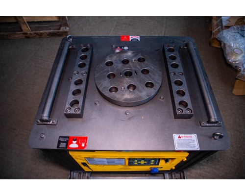 Станок для гибки арматуры TOR GW40С 40/32мм 3кВт с ЧПУ (Z) 1035701