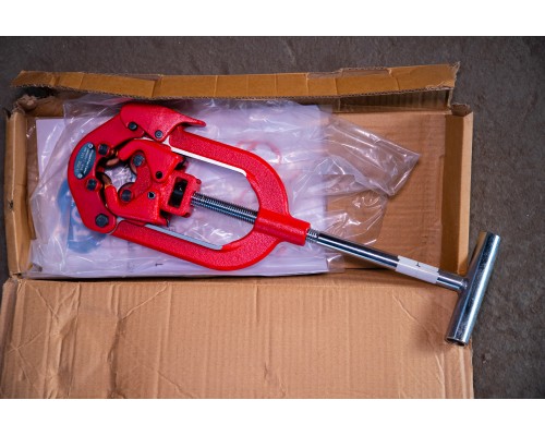 Труборез с хомутной защелкой TOR GH2S для стальных труб 1/2"- 2 1/2" 1024610