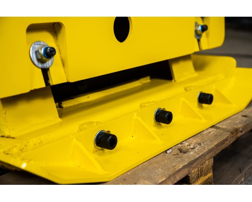 Виброплита реверсивная TOR C-330(R) 234 кг, 30кН дизельная 1024136