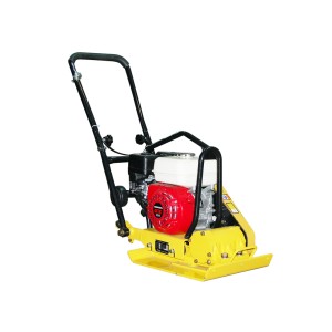 Виброплита TOR C-60(R) 60 кг, 10,5кН (Honda) коврик, колесный комплект 1010053