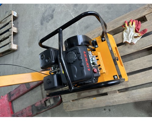 Виброплита TOR C-90(X) 84 кг, 23кН (Loncin) 1049243