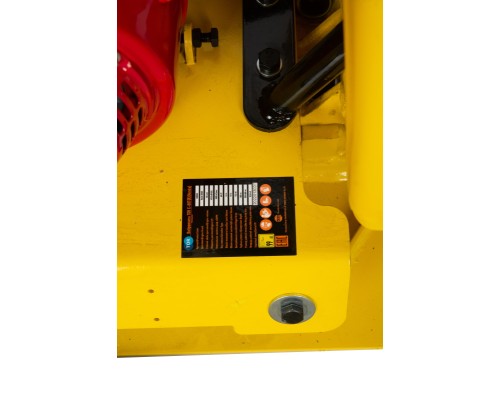 Виброплита TOR C-80T(R) 77 кг, 13,5кН (Honda) бак, коврик, колесный комплект 1010055