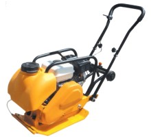 Виброплита TOR C-60T(R) 70 кг, 10,5кН (Honda) бак, коврик, колесный комплект 1022027