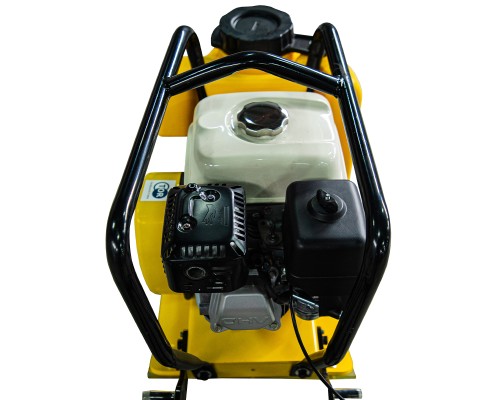 Виброплита 70 кг, 10,5кН (Honda) бак, коврик, колесный комплект TOR C-60T 1022027