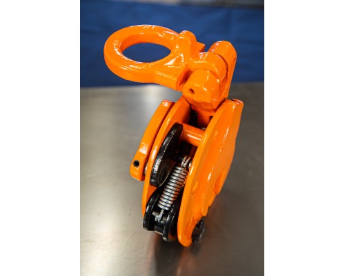 Захват вертикальный TOR DSQA (г/п 1,0 т, лист 0-20 мм) поворотн. (G) 12215